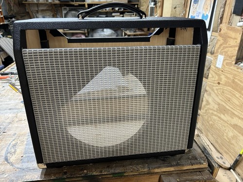 Costruito con parafango reverb - con,