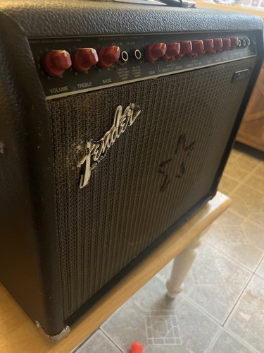 Fender deluxe - fender,